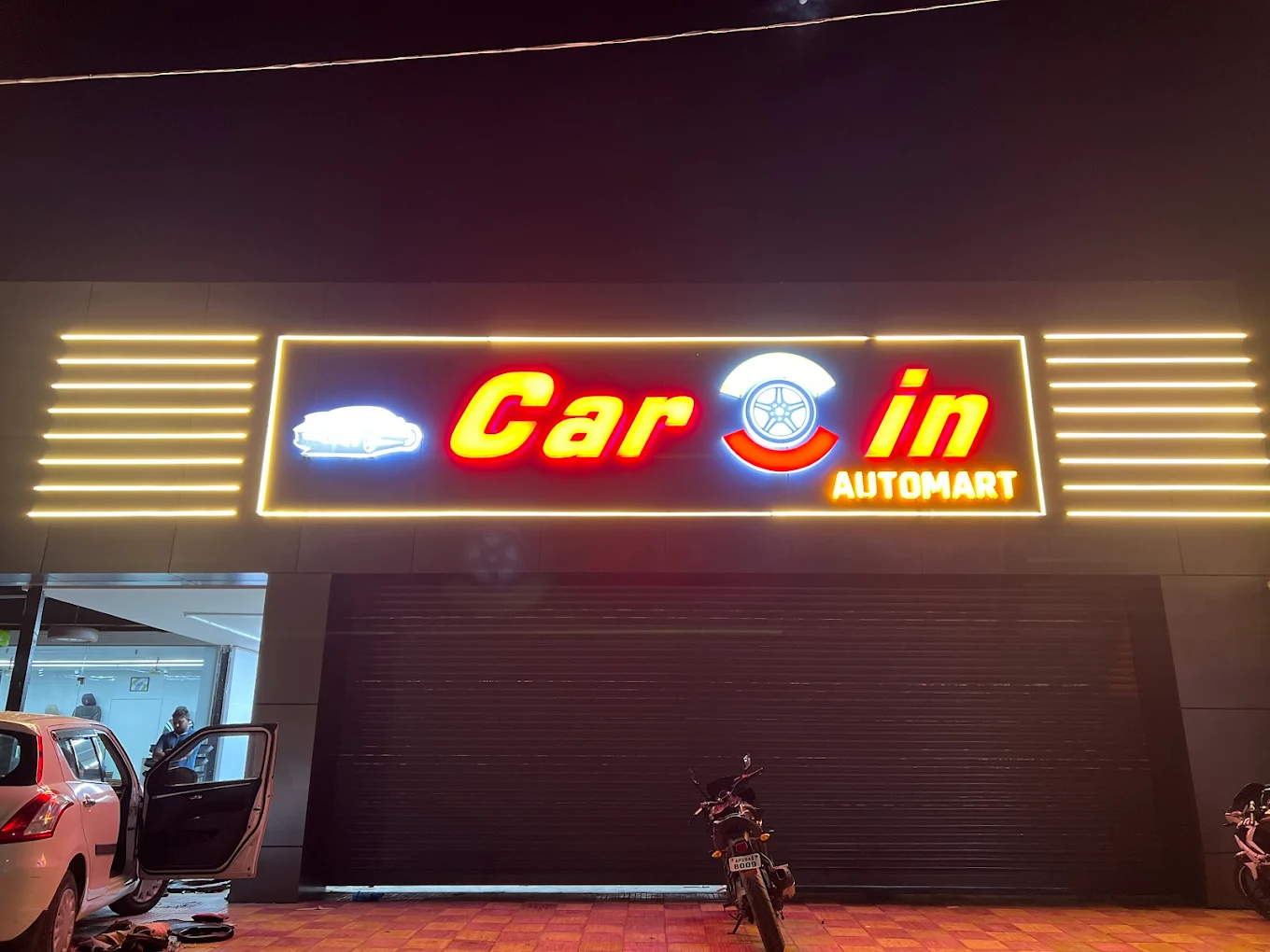 CAR IN AUTOMART